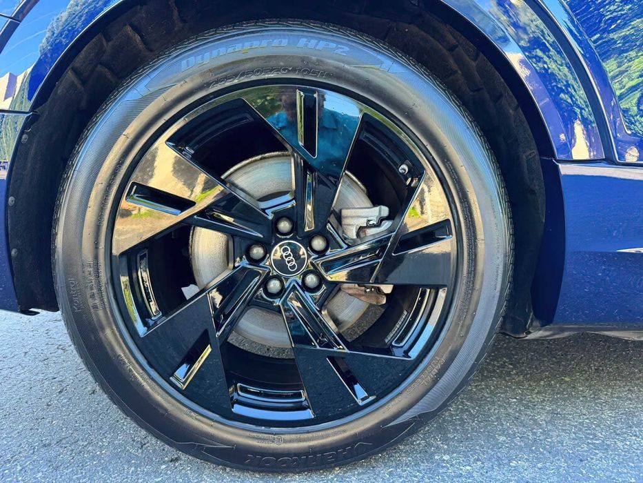 Audi e-tron Sportback quattro Premium      2021