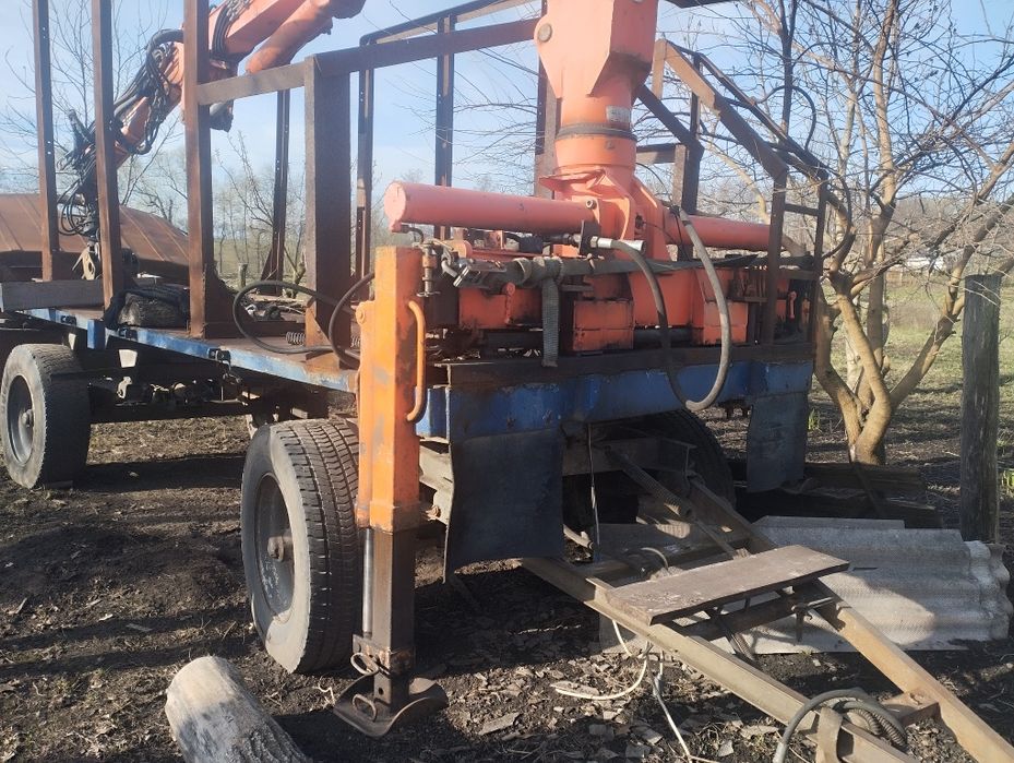 Продам прицеп з маніпулятором