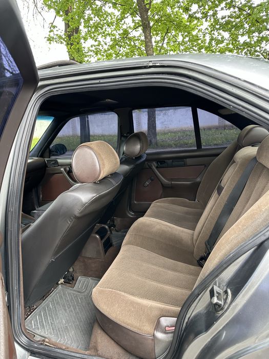 Продам BMW E34 М20б25