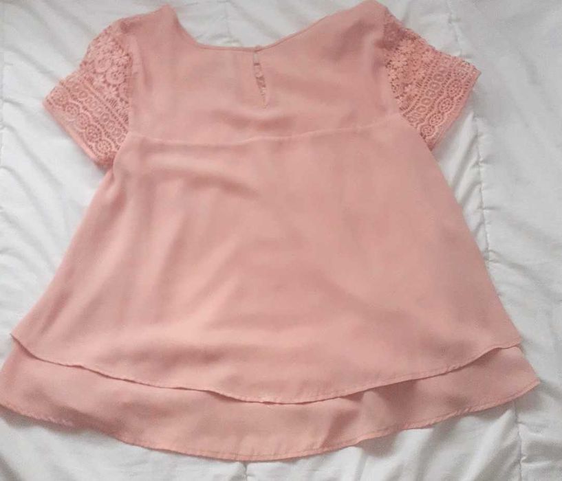Blusa Salmão com renda