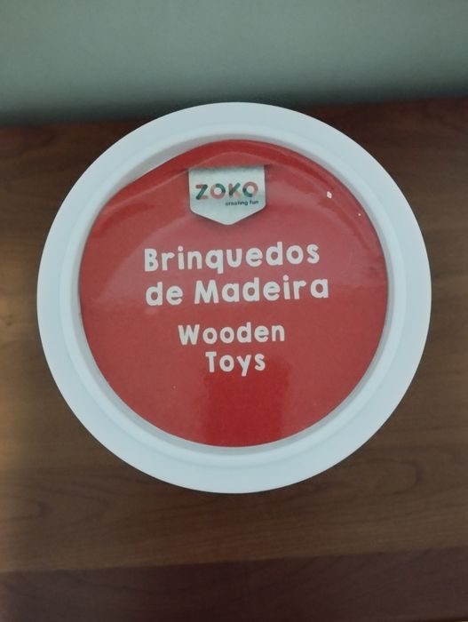 Brinquedos de madeira