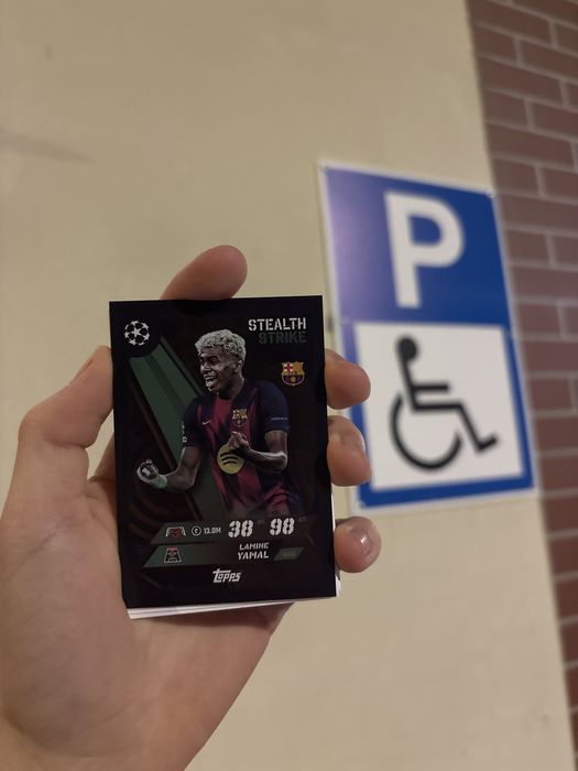 Lamie yamal karta piłkarska przed chwila odoakowana idealny stan