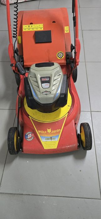Corta relva bateria