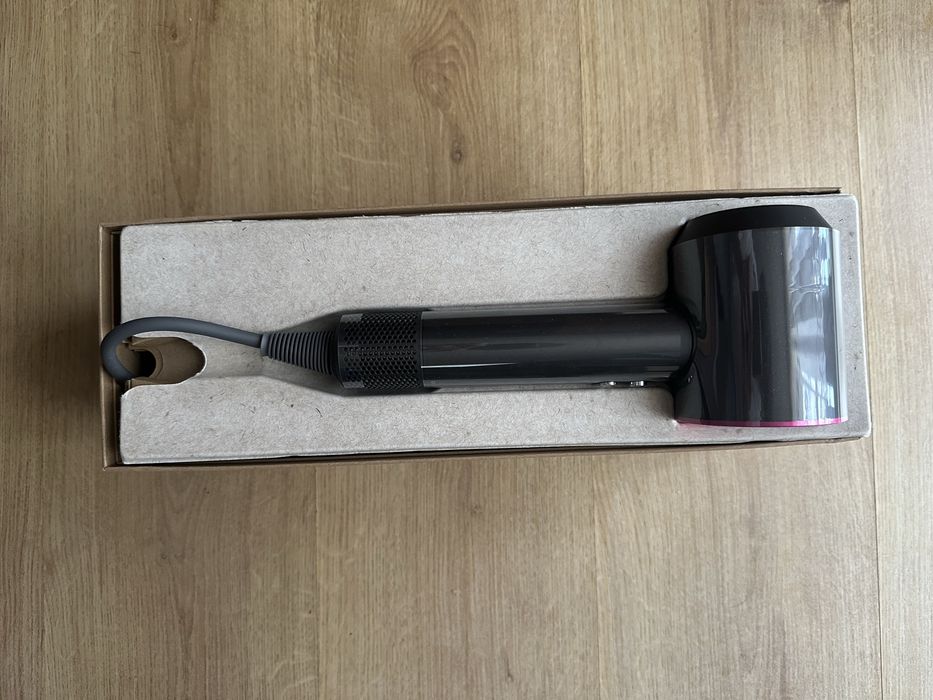 Dyson supersonic