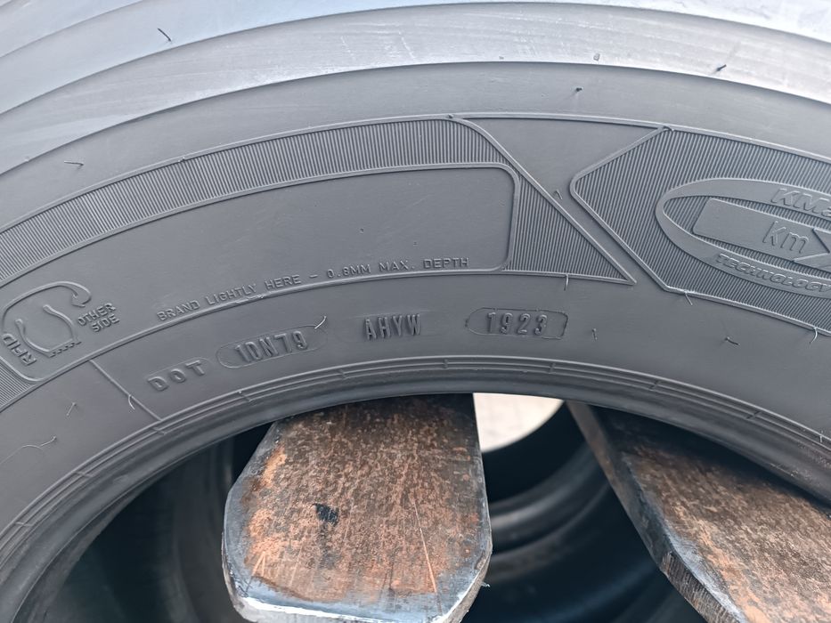 385/65R22.5 Goodyear KMAX T  1 sztuka