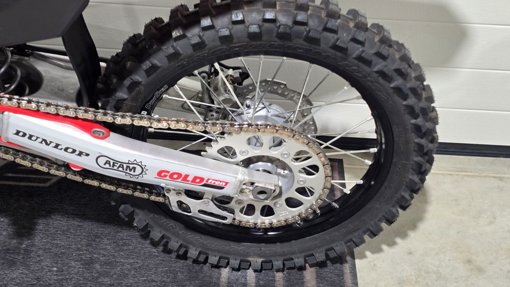 Honda CRF 250  2025r 50mth od nowości Transport! Raty!