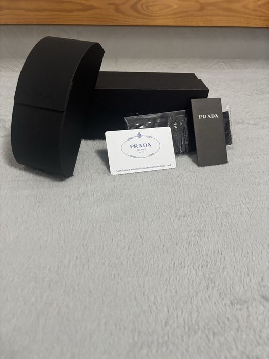 Okulary przeciwsloneczne Prada Milano