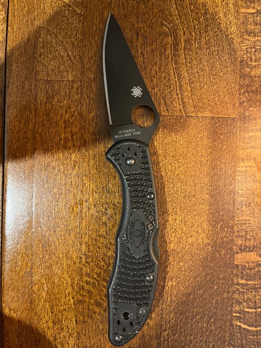 Nóż Spyderco Delica Black stal Micro-Melt PD#1