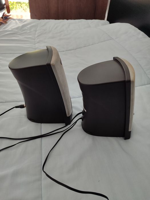 Colunas Hi-Fi Genius