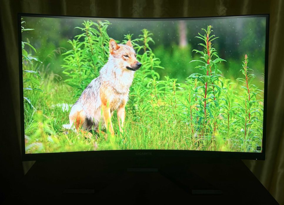 4К/144Hz/32" монітор GIGABYTE M32UC