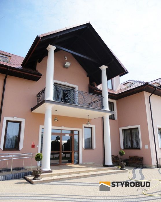 Kolumna Stożkowa, Toskańska, Filar betonowy