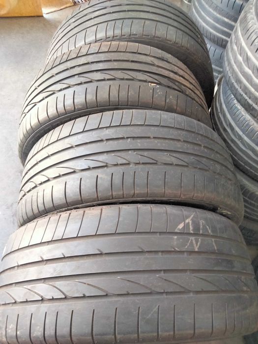 255 40 R20 Bridgestone