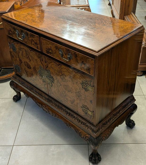 Bardzo piękna komoda na lwich łapach mahoń -sklep Dąbrowa Górnicza