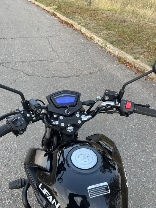 Lifan JR 200