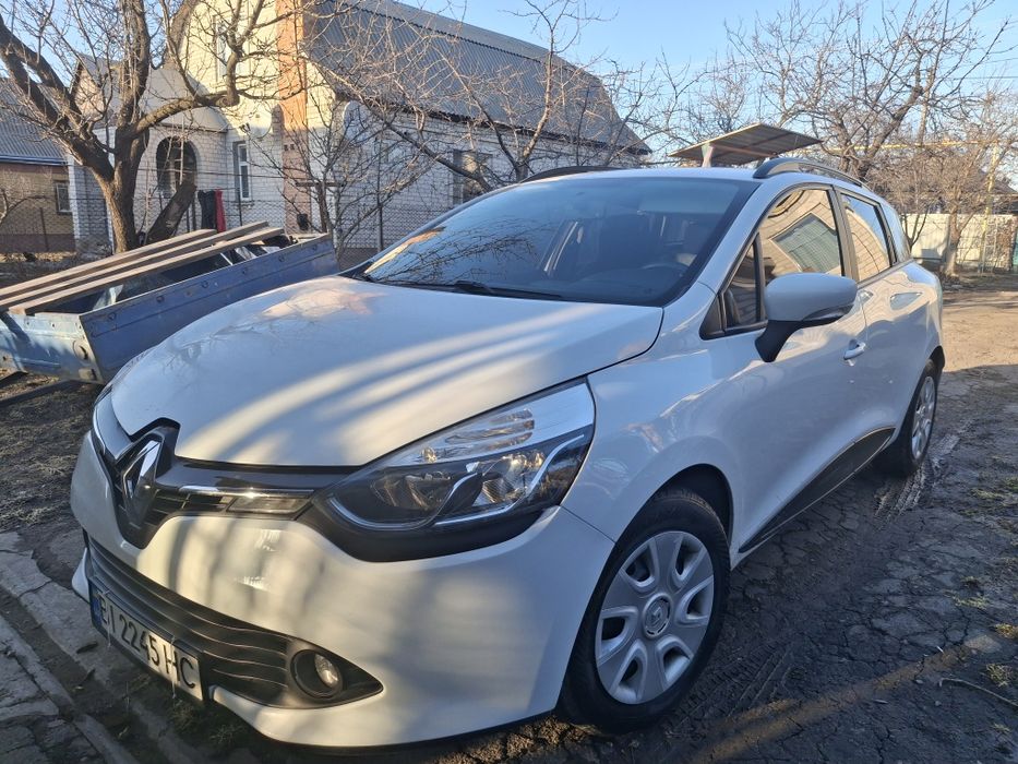 Авто Renault Clio 4