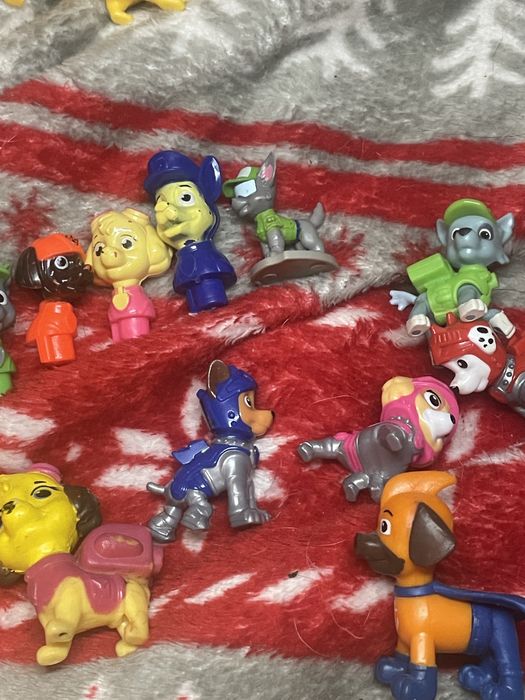 Zestaw 15 figurek psi patrol plus figurki zwierzay