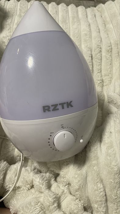 Зволожувач повітря RZTK HM 3034H LED