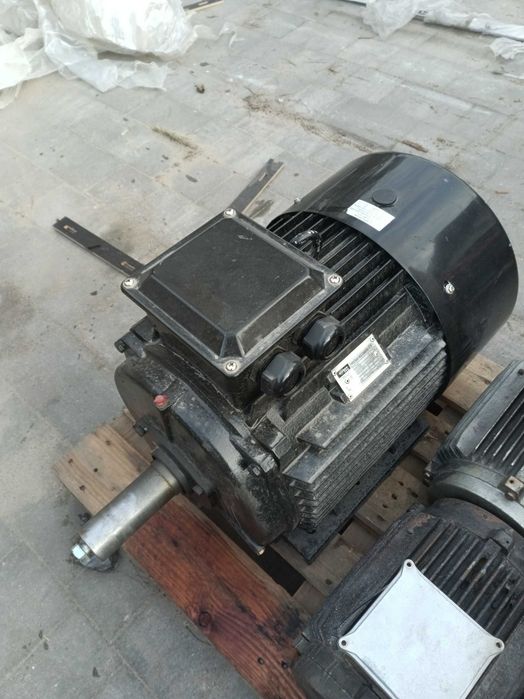 SILNIK Elektryczny 400/690 SODECA 37KW
