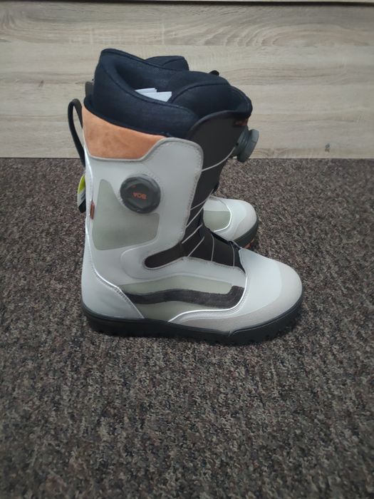 Buty snowboardowe Vans Aura Pro