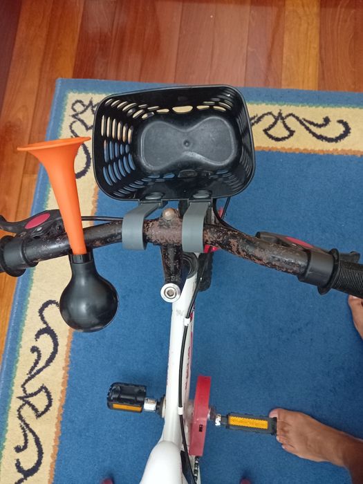 vende se bicicletade criança