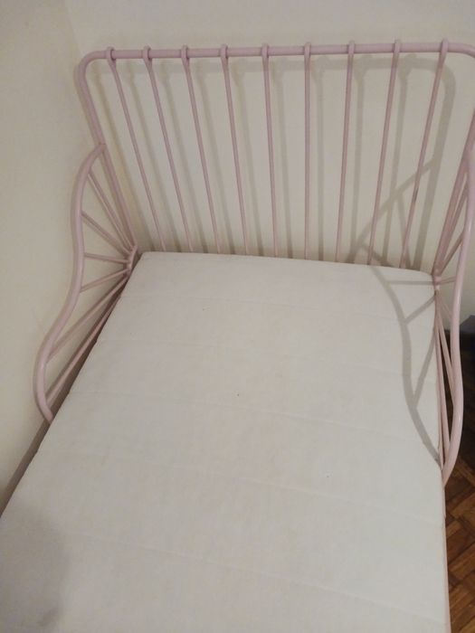 Cama extensivel com colchão