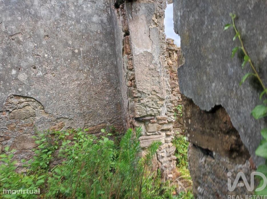 Terreno para construção em Colmeias e Memória de 116,00 m2