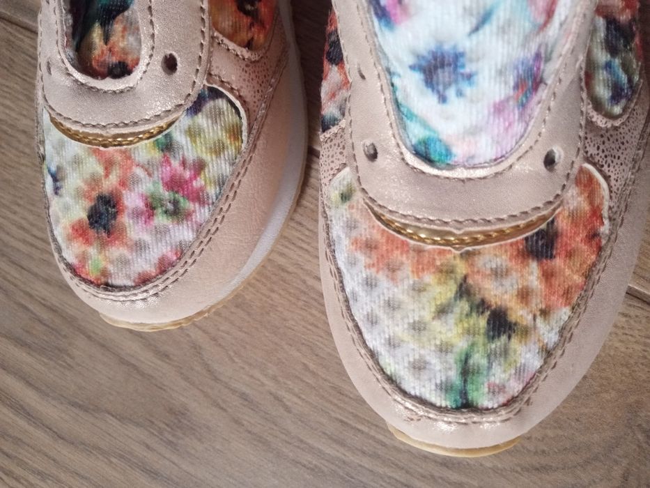 Buty adidaski dziewczęce 29