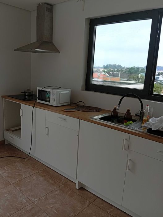 Arrenda-se quarto  em Várzea Barcelos