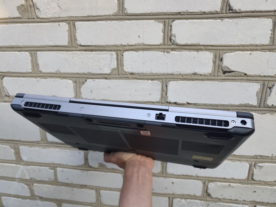 8гб відеокарта, Ігровий ноутбук DELL (Xeon/16/128+500/P4000 8gb)