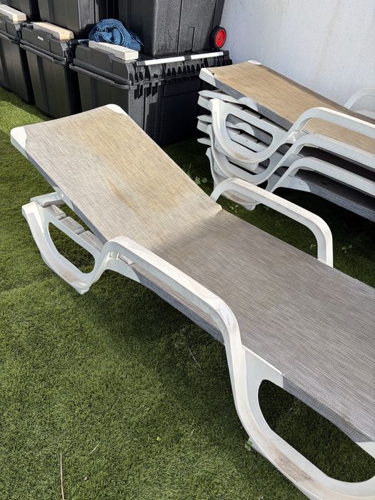 4un Espreguiçadeiras