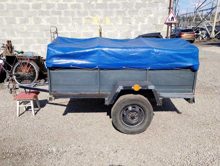 Автомобільний причіп бортовий б/в (сірий). Хороший робочий стан