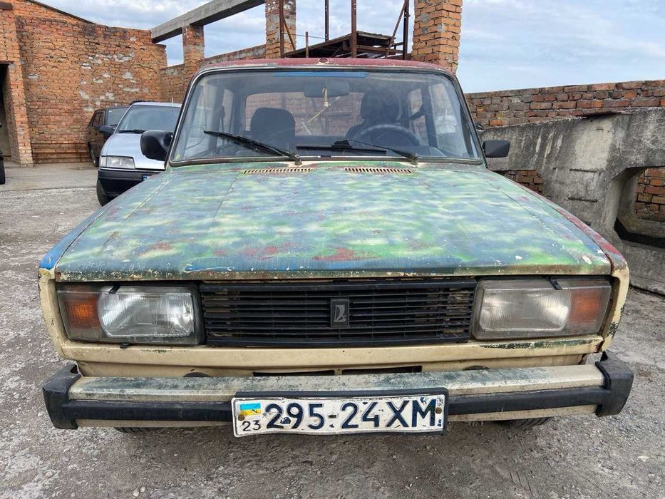 Продам ВАЗ 2105 "надійну бойову" конячку на повному ходу
