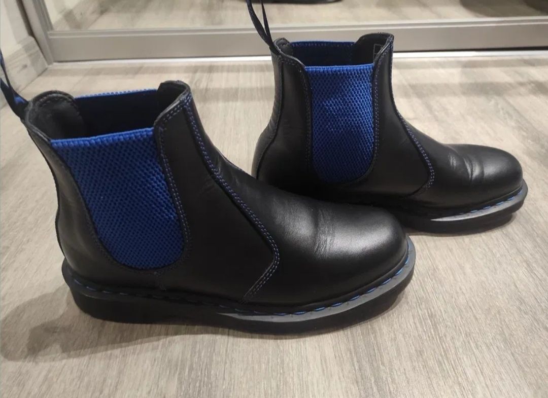 Dr martens chelsea 42 deals