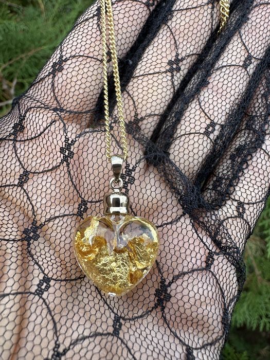Кулон  Серце відьми с золотими 24К (999,9) хлоп’ями ,ланцюжок позолота