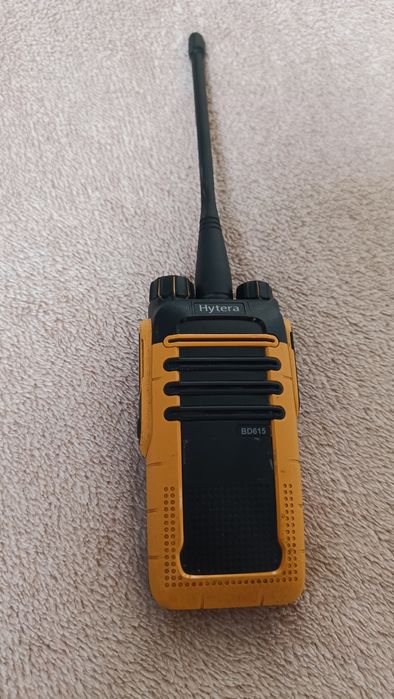 Sprzedam radio Hytera BD 615
