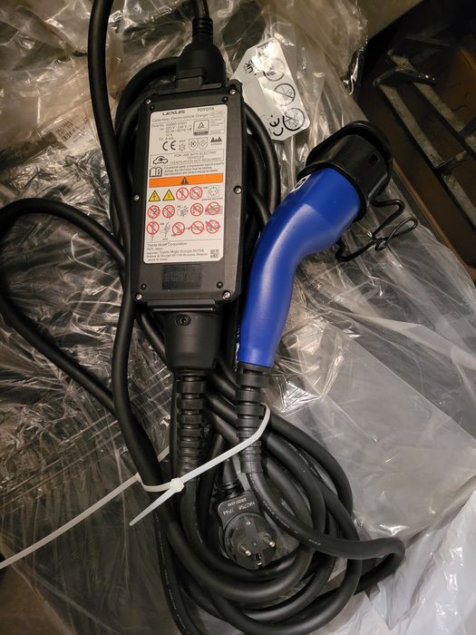 Sprzedam kabel ładujący do Toyota, Lexus