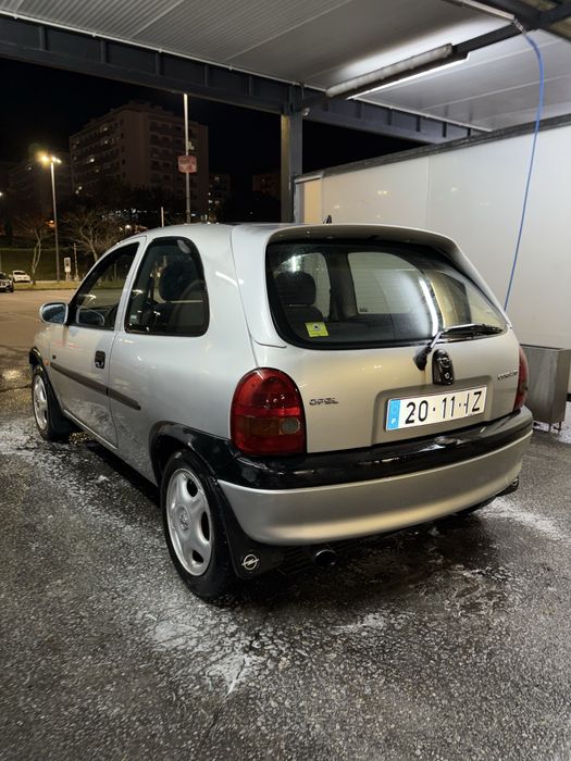 Opel Corsa B 1.5 TD  SPORT —  Estimado • Teto de abrir • Fiável