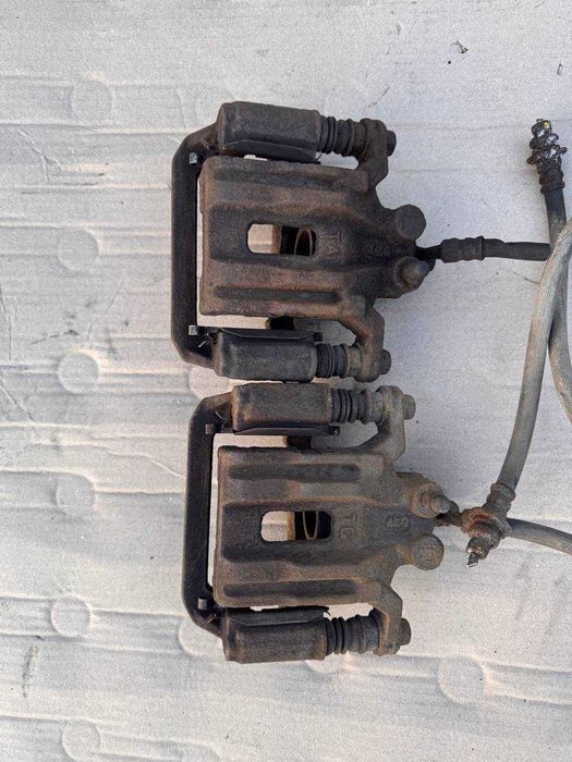 Супорта/Гальма передні/задні Nissan Pathfinder R51/Navara D40