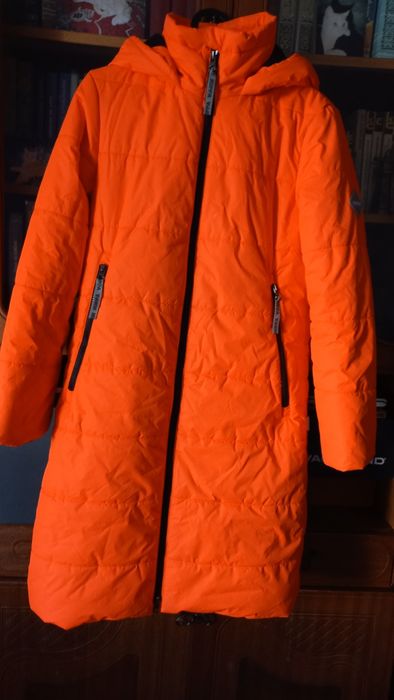 Продам пуховик-пальто HUPPA, 146р.