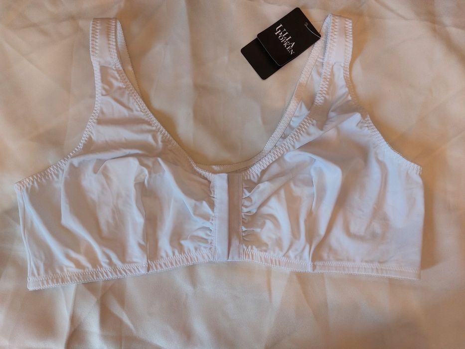 Бюзгалтер великого розміру