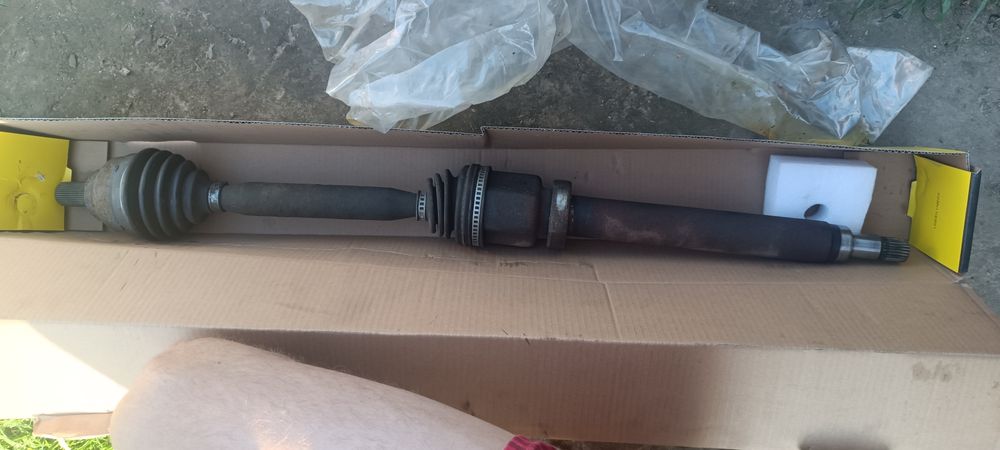 Піввсь на Форд фокус 1.8 бензин