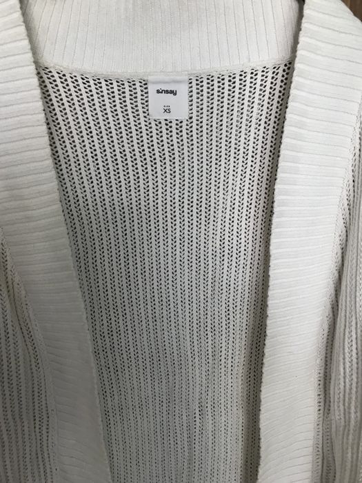 Sweter Sinsay bialy