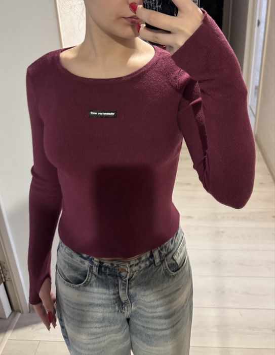 жіноча кофтинка