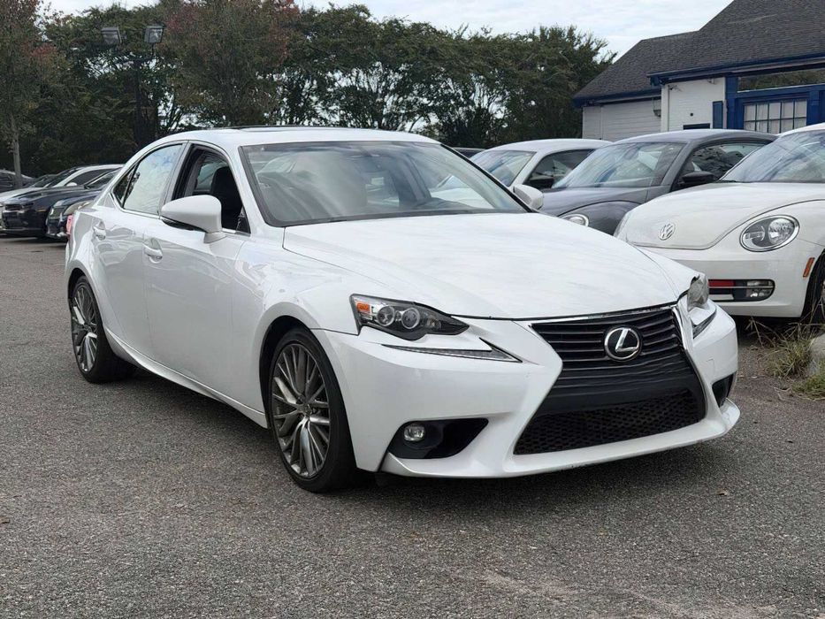 Lexus IS 300      2016