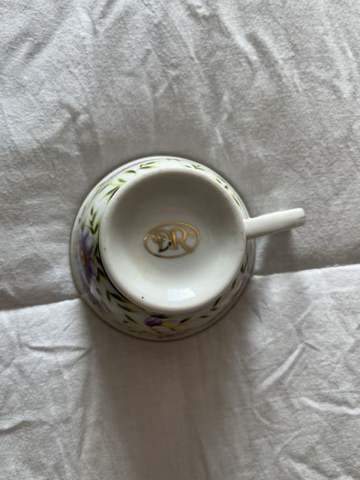 Porcelain Tea Cup425232547846574083
