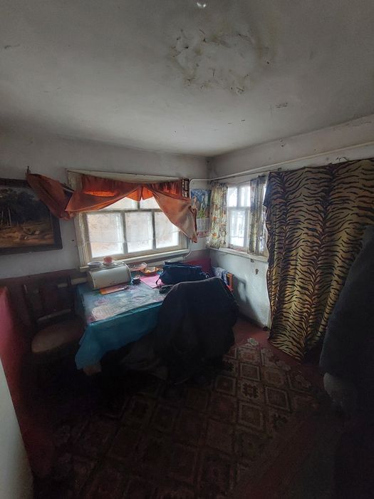 Продам частину будинку на Добровільній