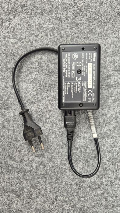 carregador rápido Nikon MH-18a