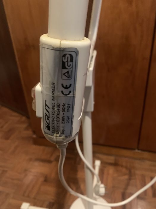 Seca toalhas eletrico casa de banho