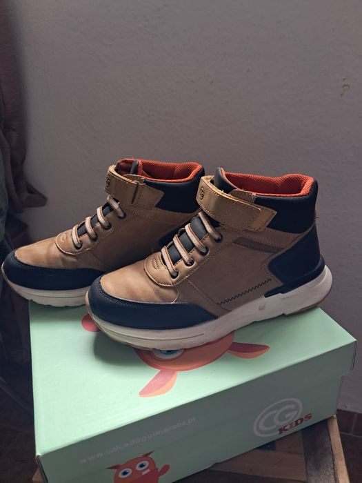 Vendo sapato infantil