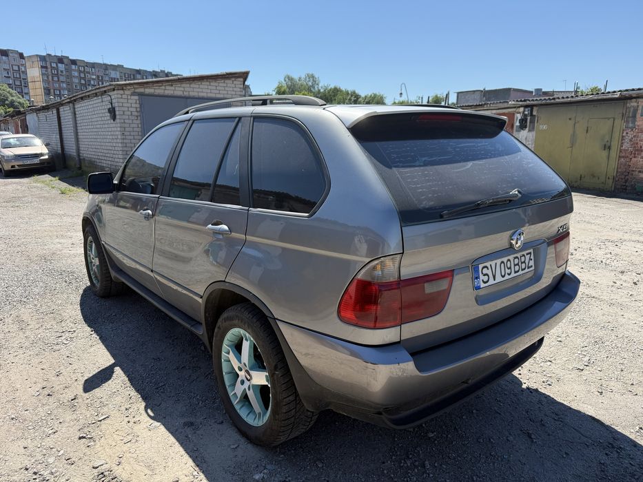 Продам BMW X5 E53
